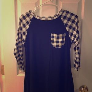 Checkered Nuggles top!!